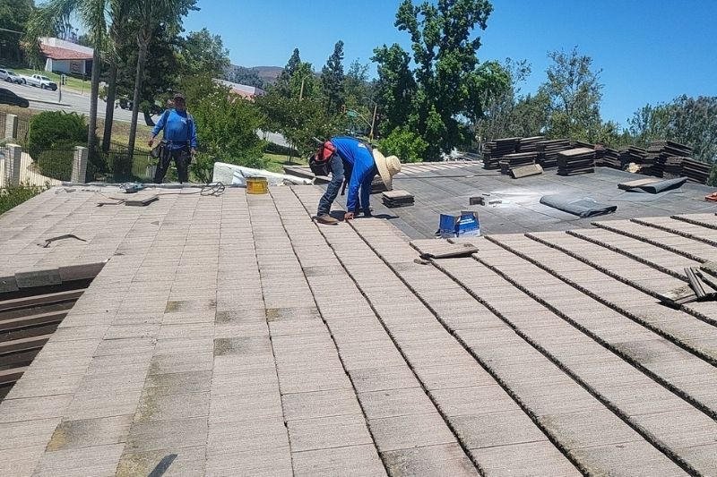 Residential Roof Workers A Residential Roof Workers